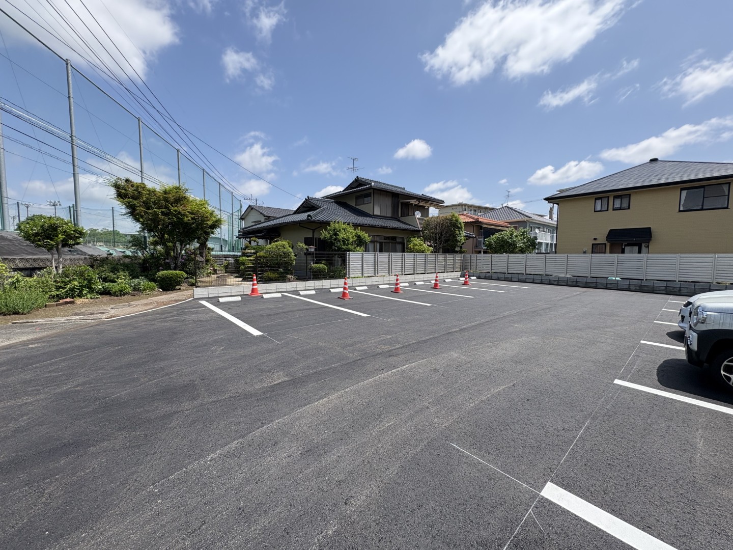 熊工グラウンド横駐車場